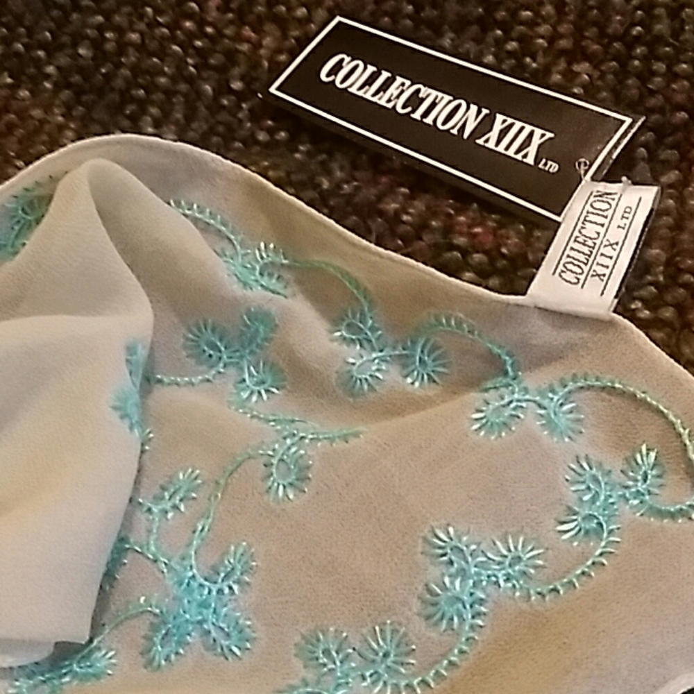 Scarf - Picture 3 of 3